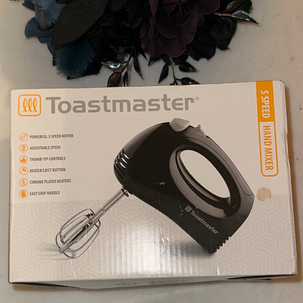 Toastmaster Black Hand Mixer